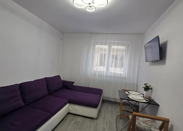 2 15 Minutes From Unirii