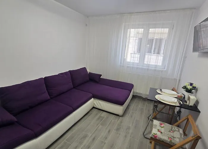 Апартаменти 2 15 Minutes From Unirii Бухарест